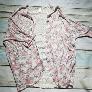 No Boundaries xl kimono floral